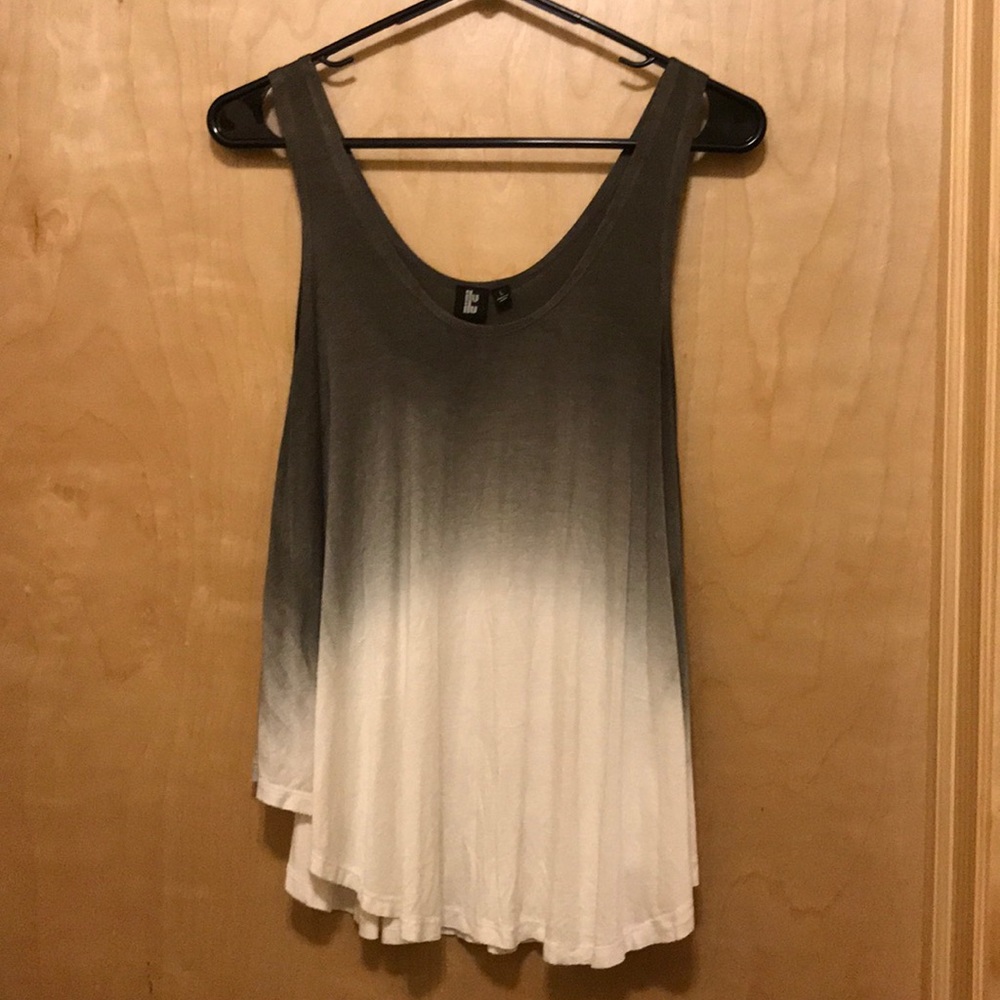 Ombré grey tank top!